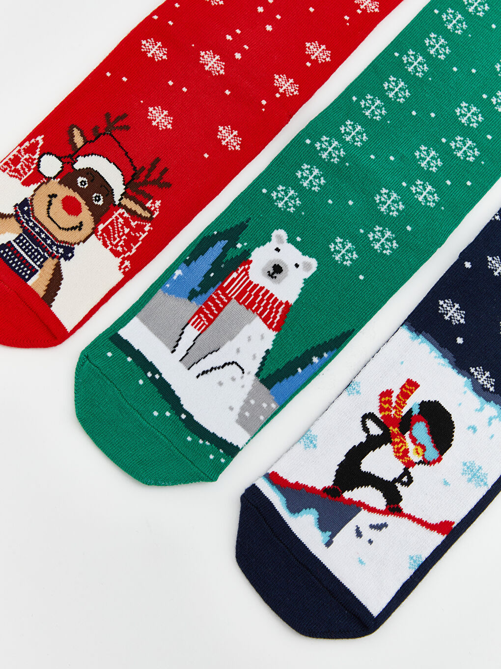 Christmas Themed Men's Ankle Socks 3-Pack-7