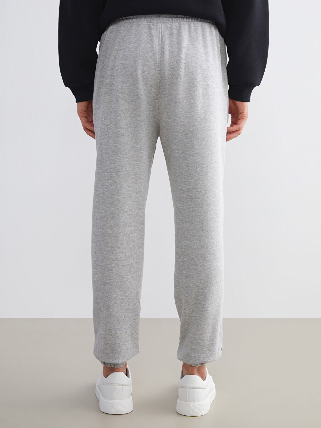 Gri Standart Kalıp Erkek Jogger Eşofman Altı-3