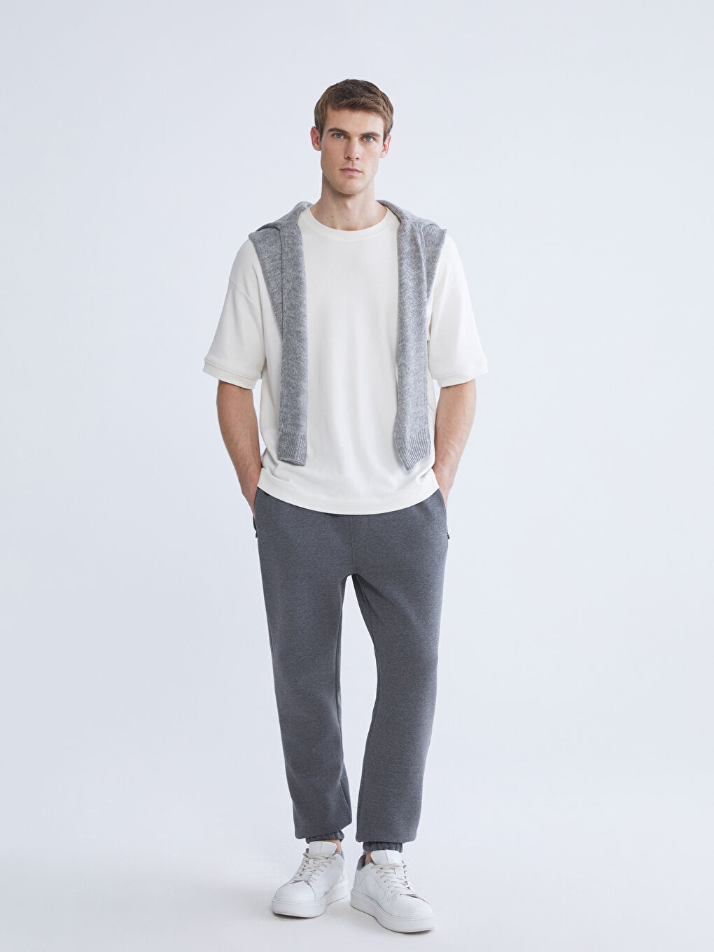 Antrasit Standart Kalıp Erkek Jogger Eşofman Altı