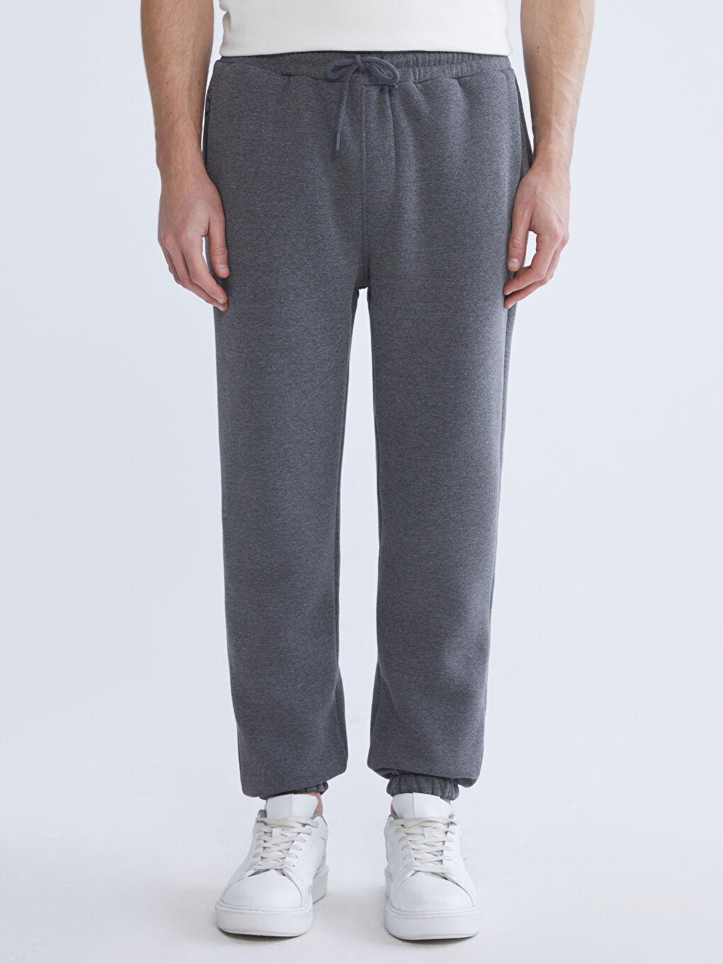 Antrasit Standart Kalıp Erkek Jogger Eşofman Altı-1