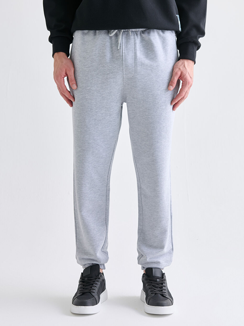 Gri Standart Kalıp Erkek Jogger Eşofman Altı-1