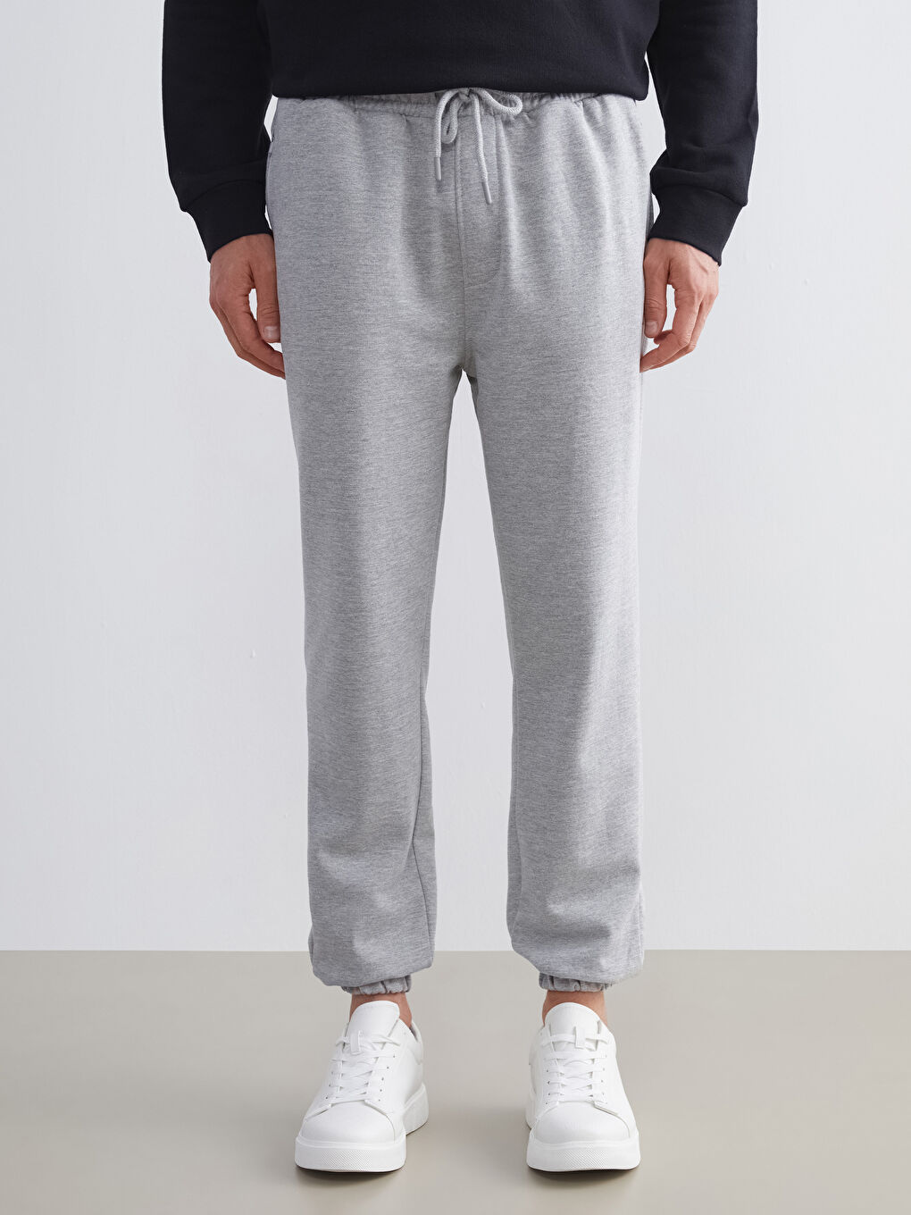 Gri Standart Kalıp Erkek Jogger Eşofman Altı-1