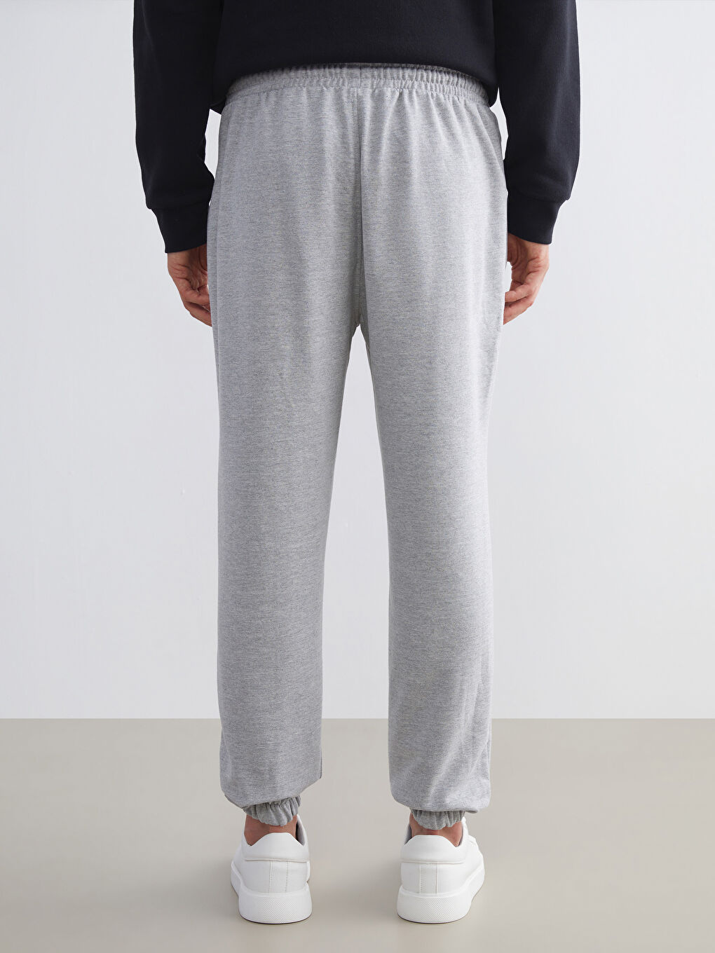 Gri Standart Kalıp Erkek Jogger Eşofman Altı-3