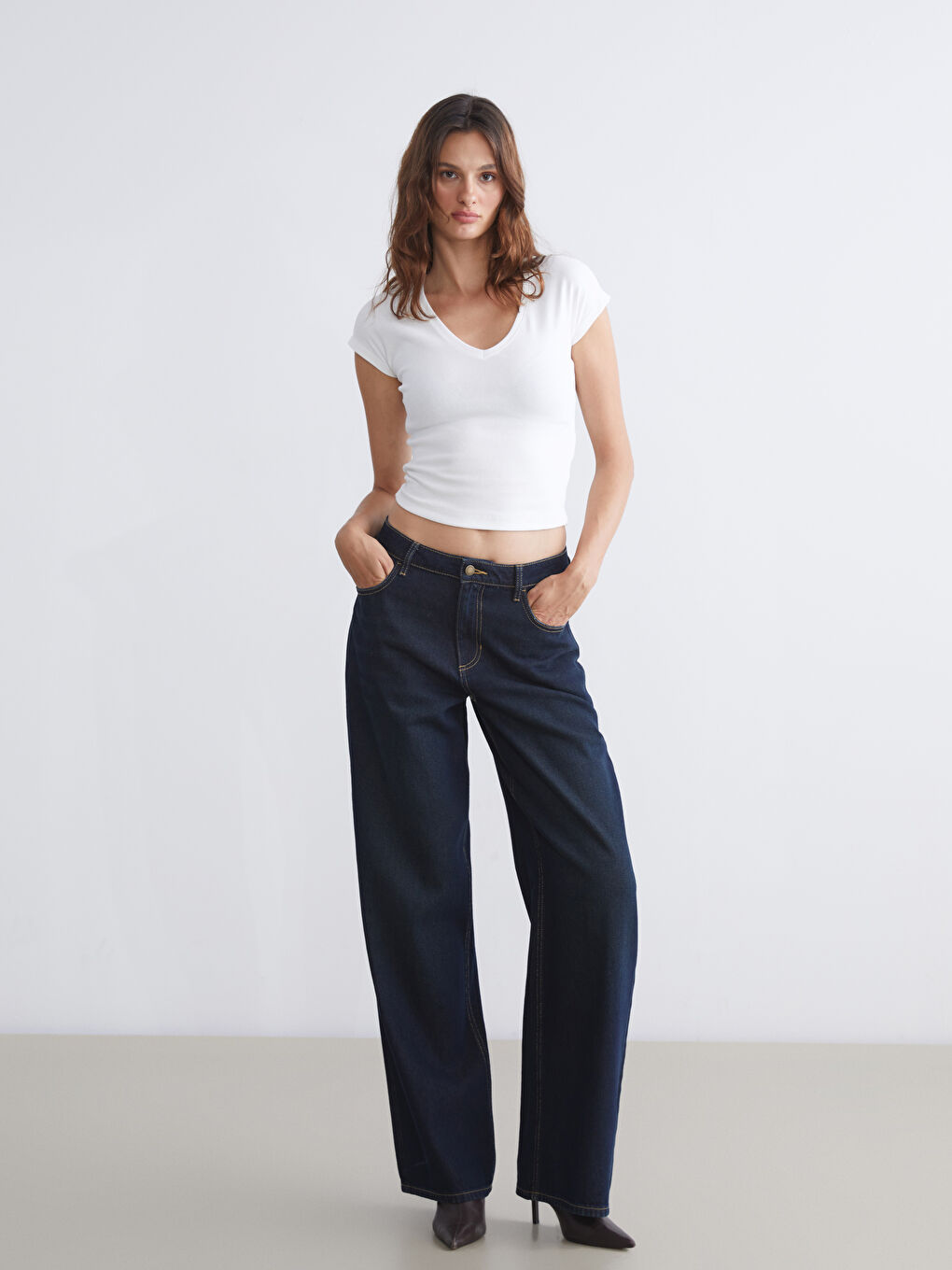 әйелдерге арналған кең пішім джинс шалбар