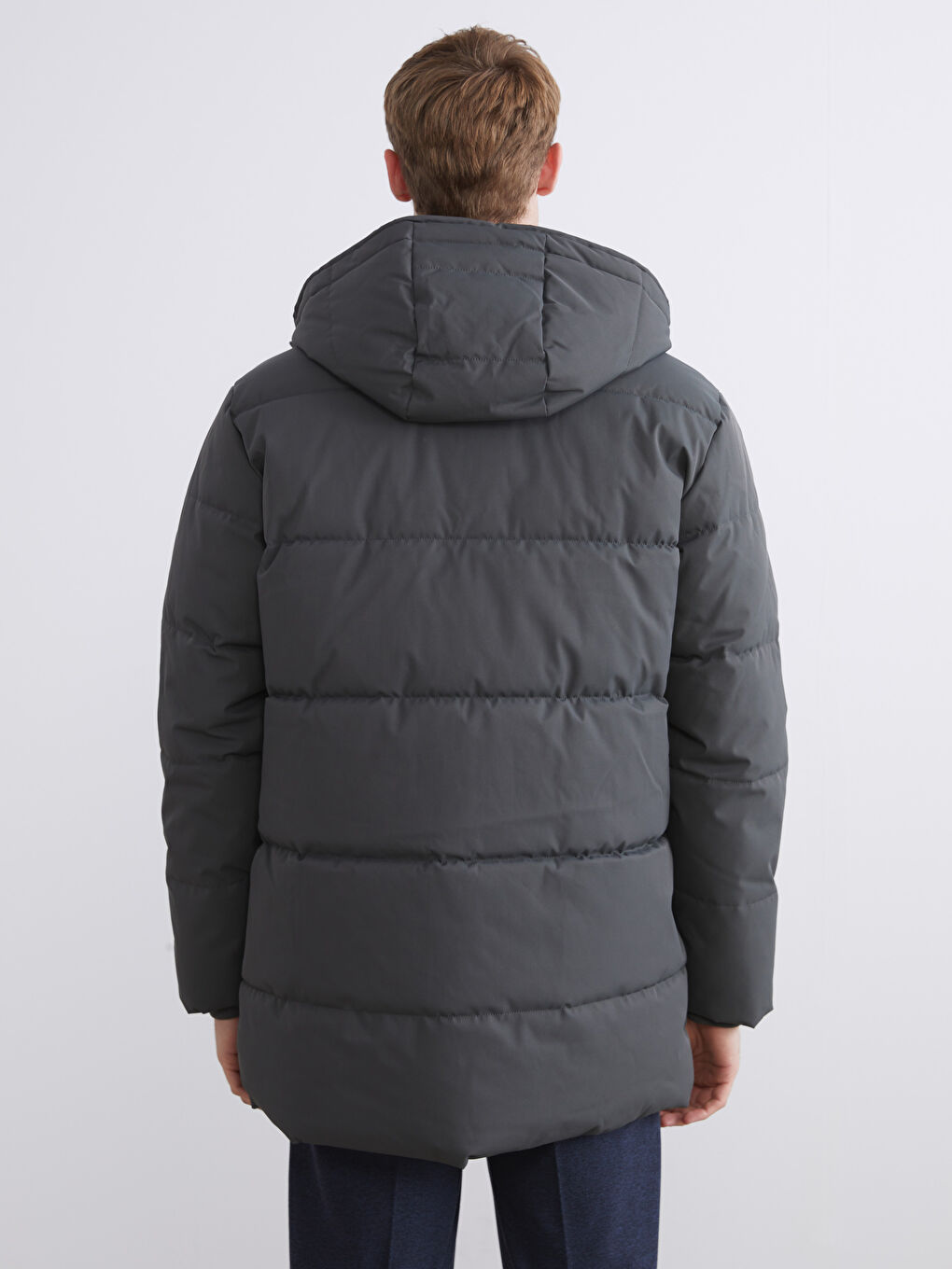 Ерлерге арналған стандартты пішім капюшонды пуховик пальто-4