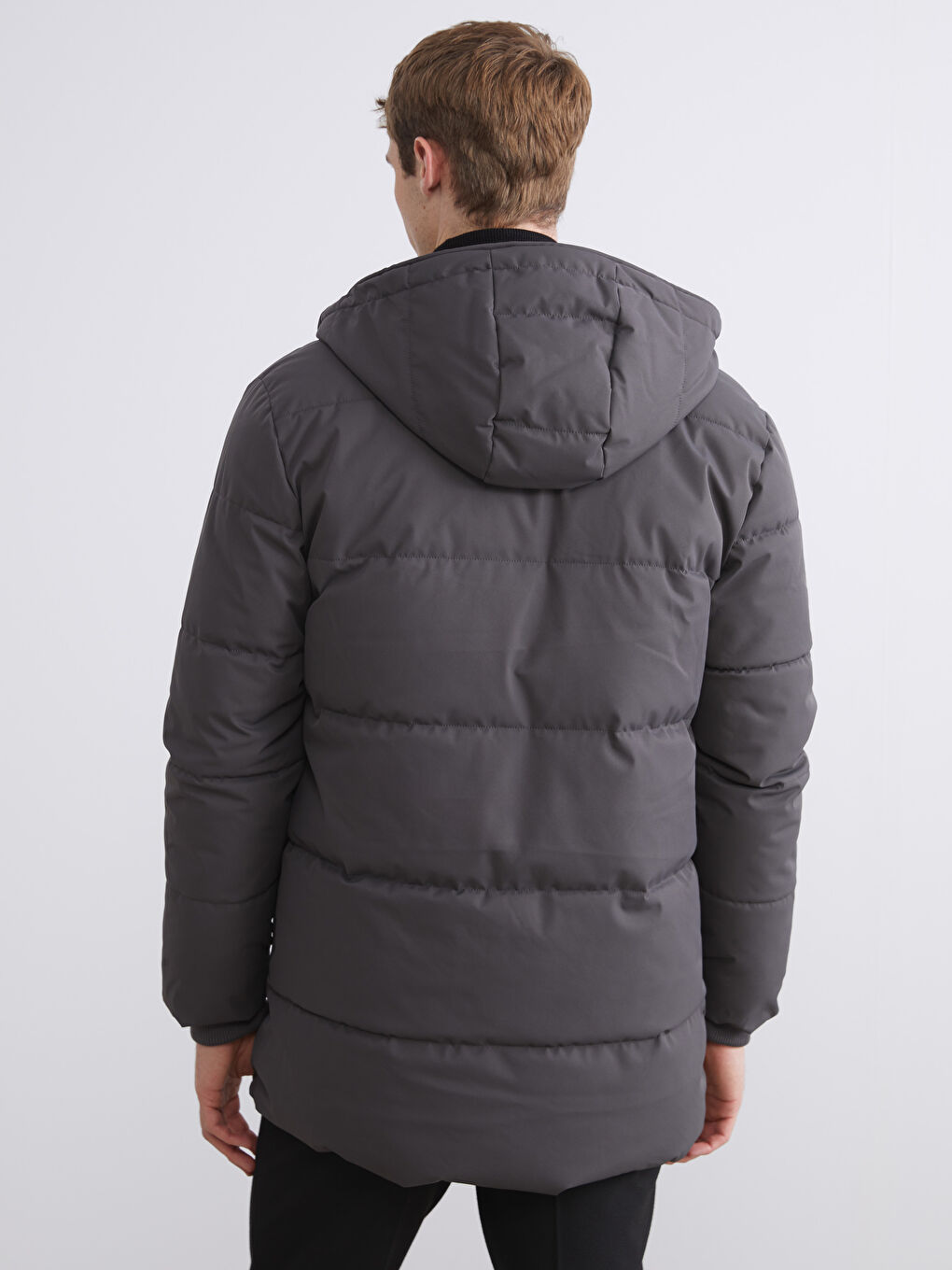 Gri Standart Kalıp Kapüşonlu Erkek Şişme Mont-4