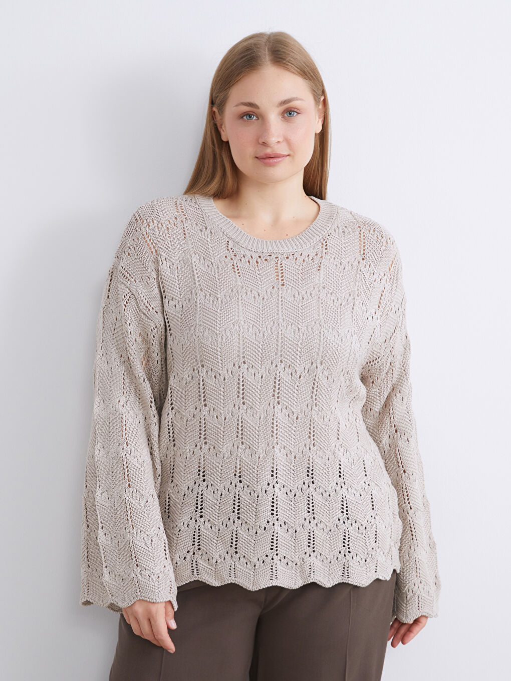 Crew Neck Hole-Knitted Women's Knitwear Sweater-2