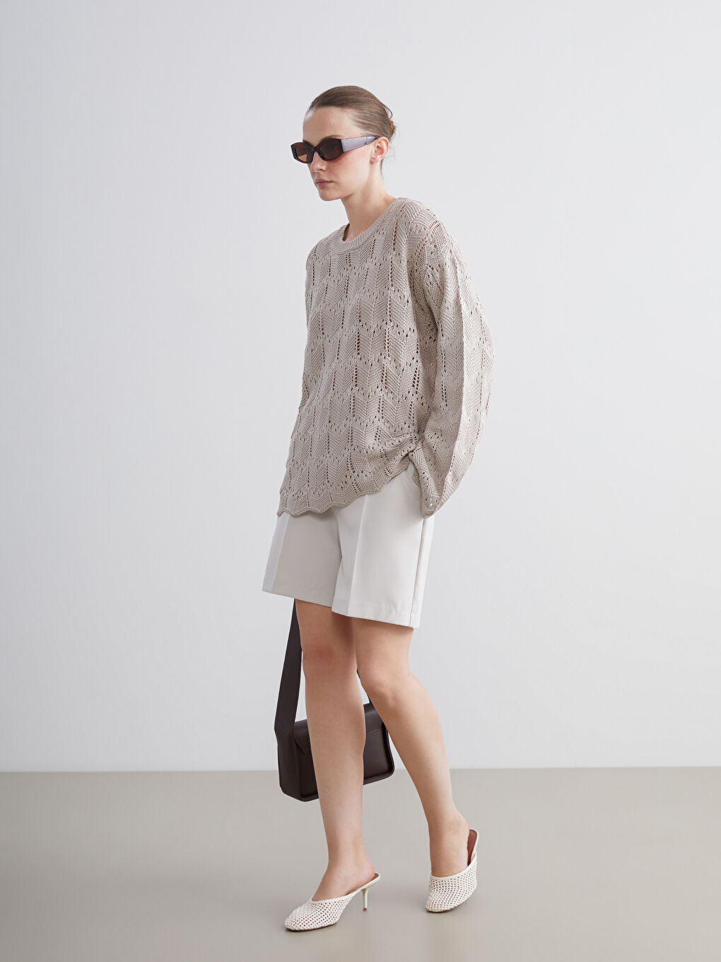 Crew Neck Hole-Knitted Women's Knitwear Sweater-4