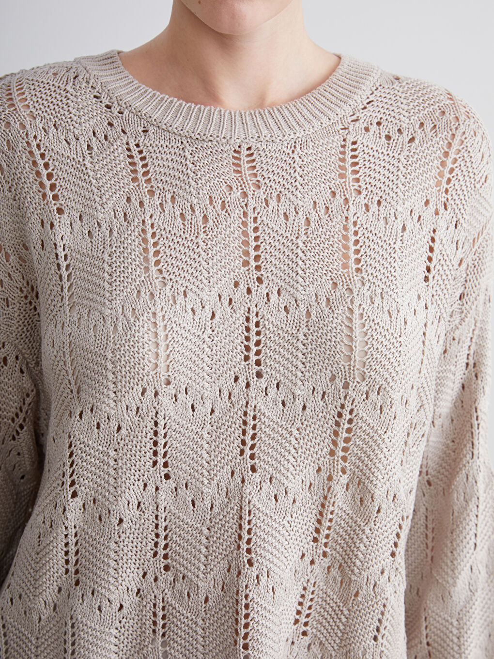 Crew Neck Hole-Knitted Women's Knitwear Sweater-5