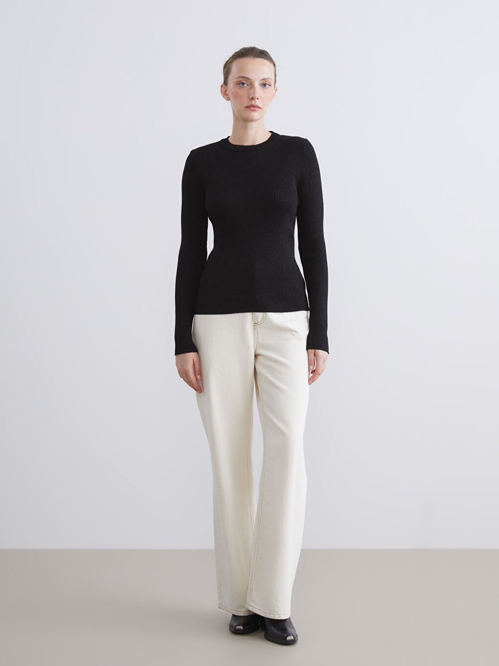 Crew Neck Women's Knitwear Sweater-2