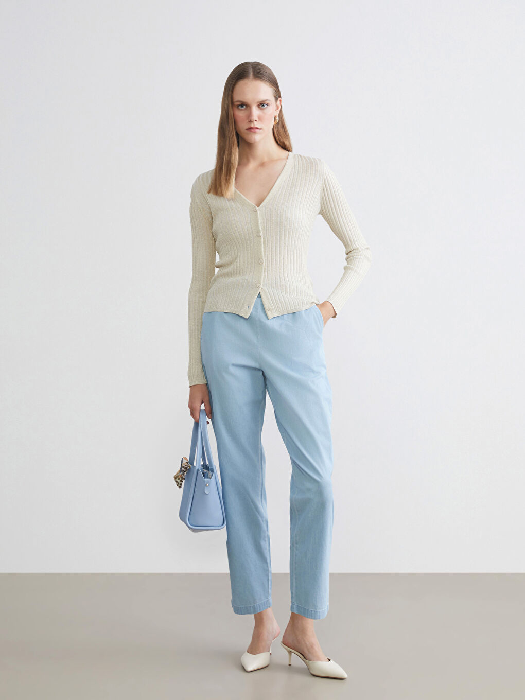 İndigo Beli Lastikli Carrot Fit Kadın Jean Pantolon