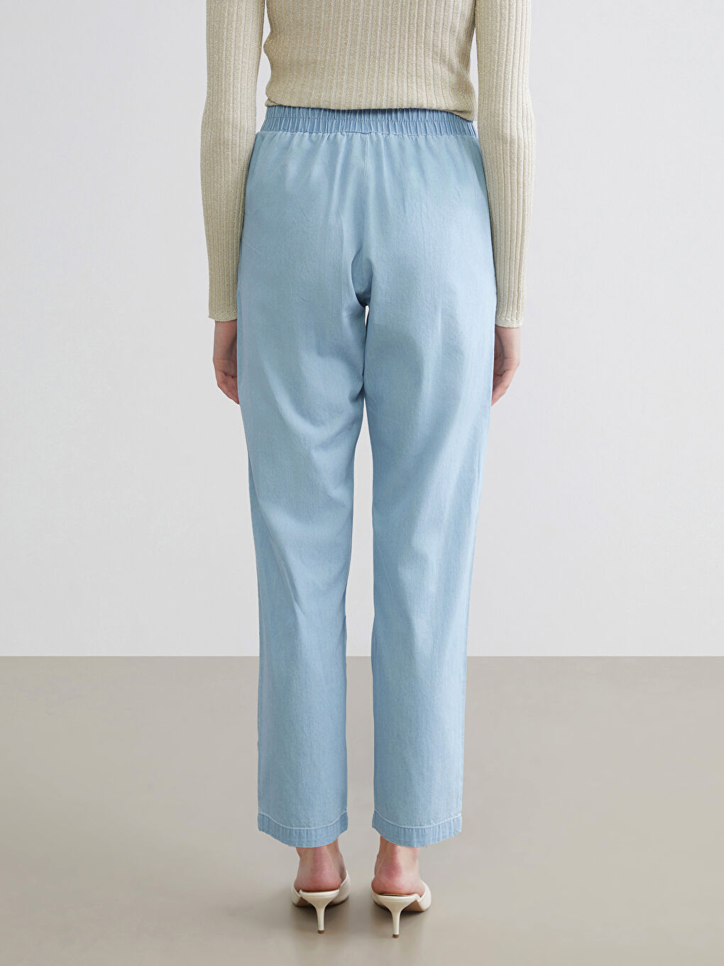 İndigo Beli Lastikli Carrot Fit Kadın Jean Pantolon-4