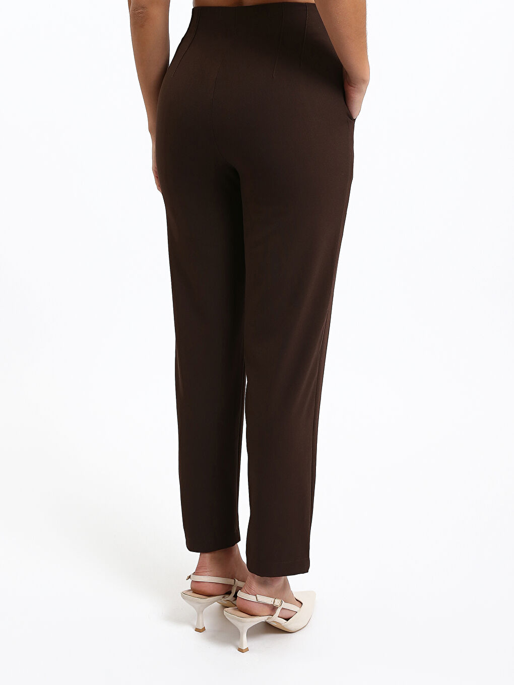 Carrot Fit Women's Trousers-8