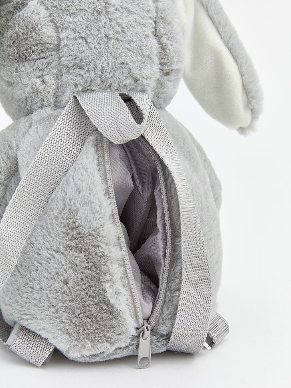 Gri Hareketli Kulaklı Kız Çocuk Sırt Çantası-4