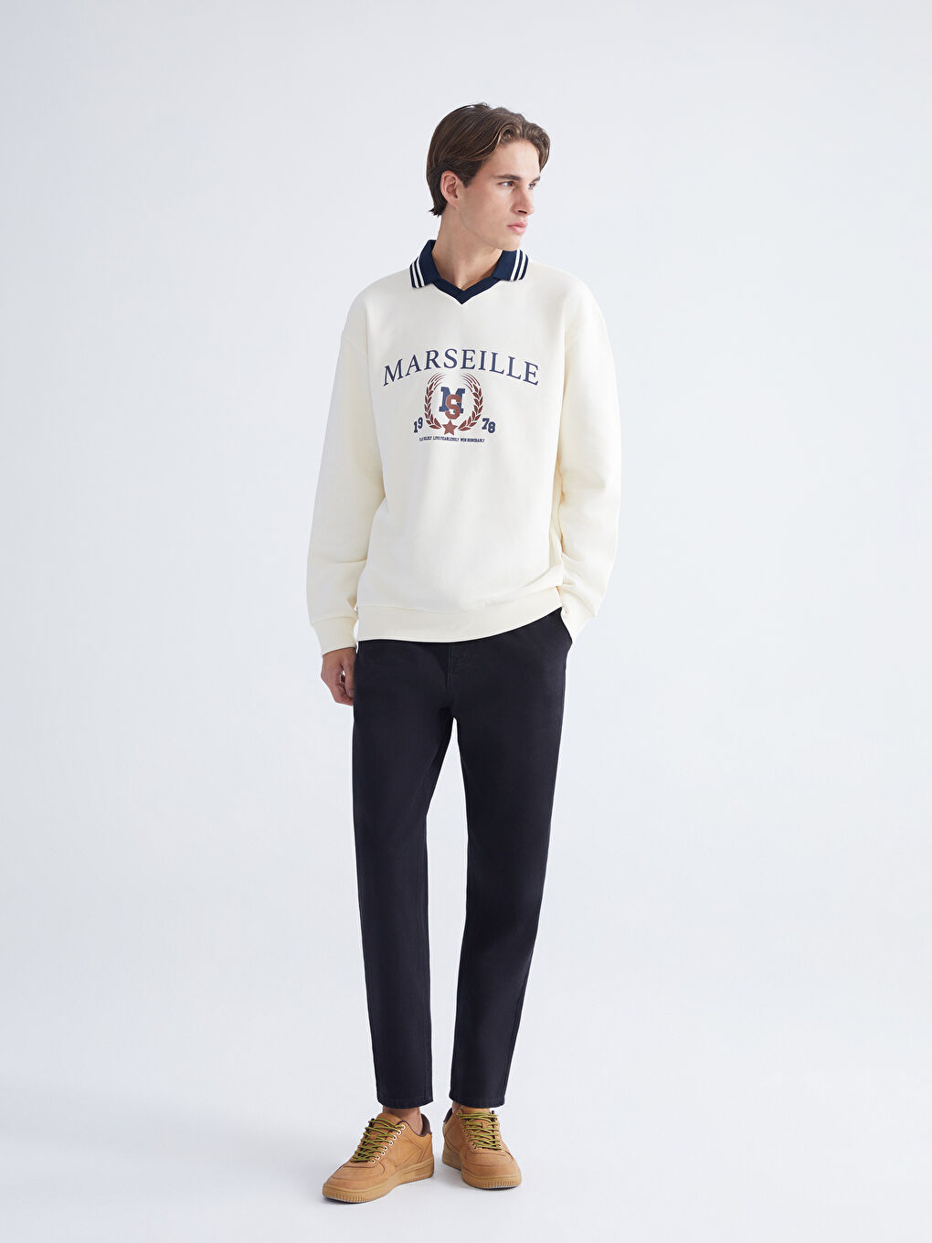 მამაკაცები ბეჟი თბილი ზედა-1