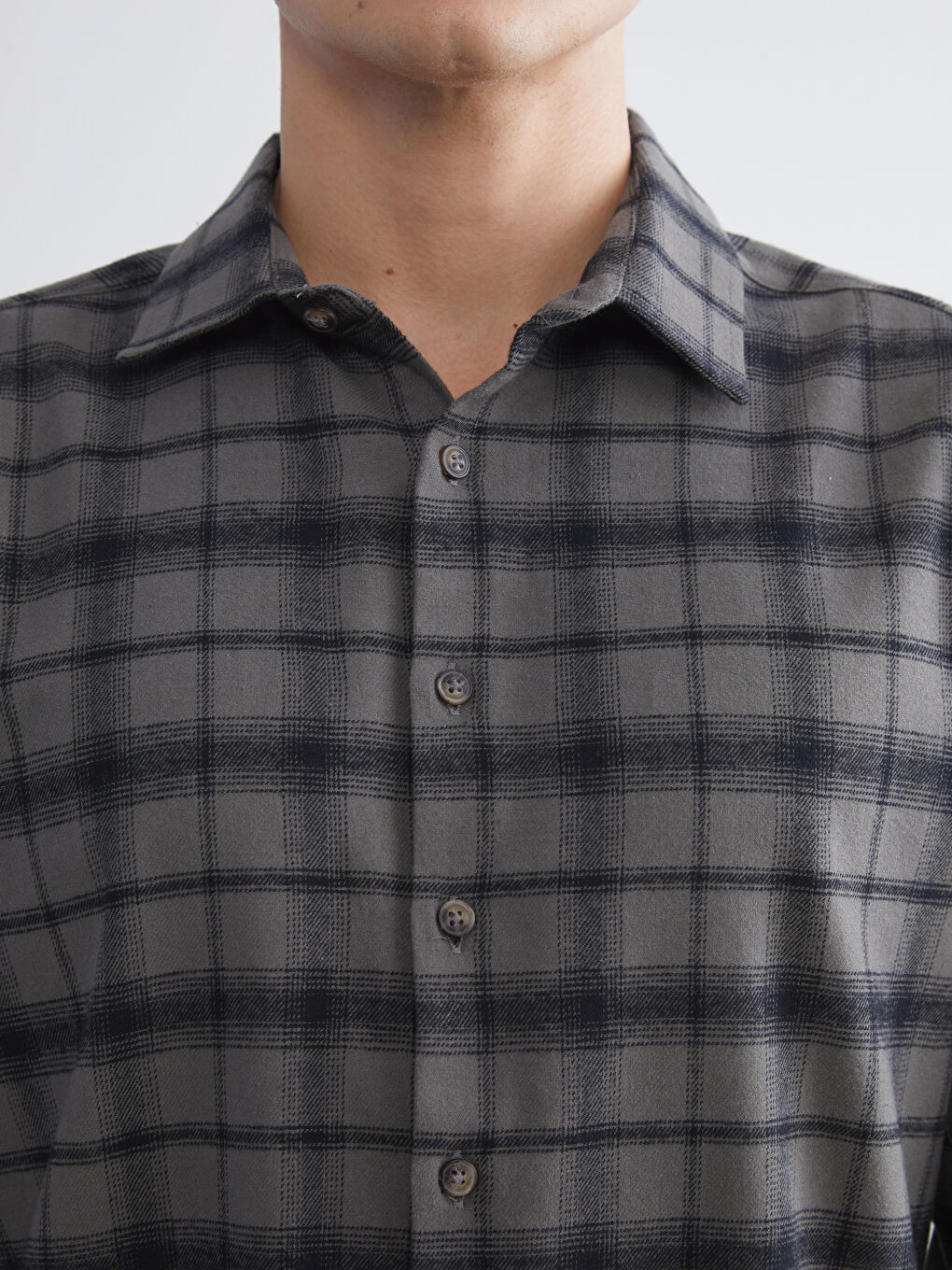 قميص فلانيل رجالي بنقشة مربعات وأكمام طويلة وقصة عادية-2