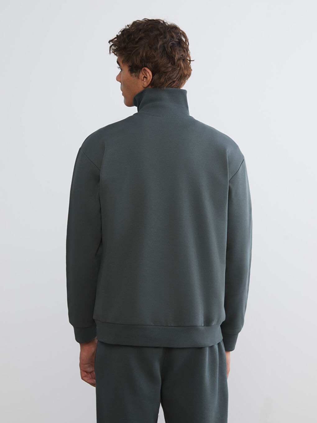 Haki Fermuarlı Dik Yaka Erkek Kalın Sweatshirt-3