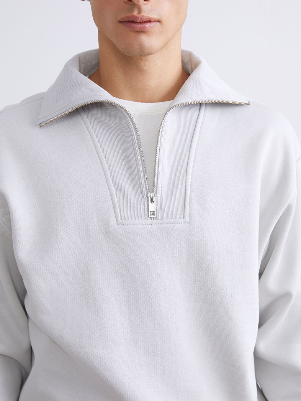 Zippered Funnel Neck Men's Thick Sweatshirt-2