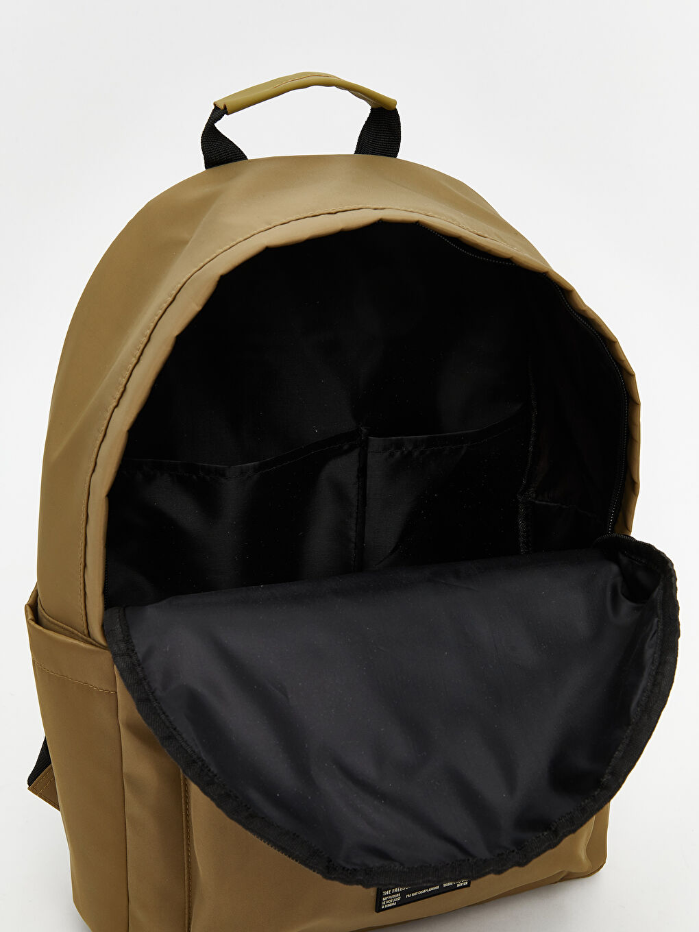 جانتای پشتەوەی چاپکراوی بۆ پیاوان-3