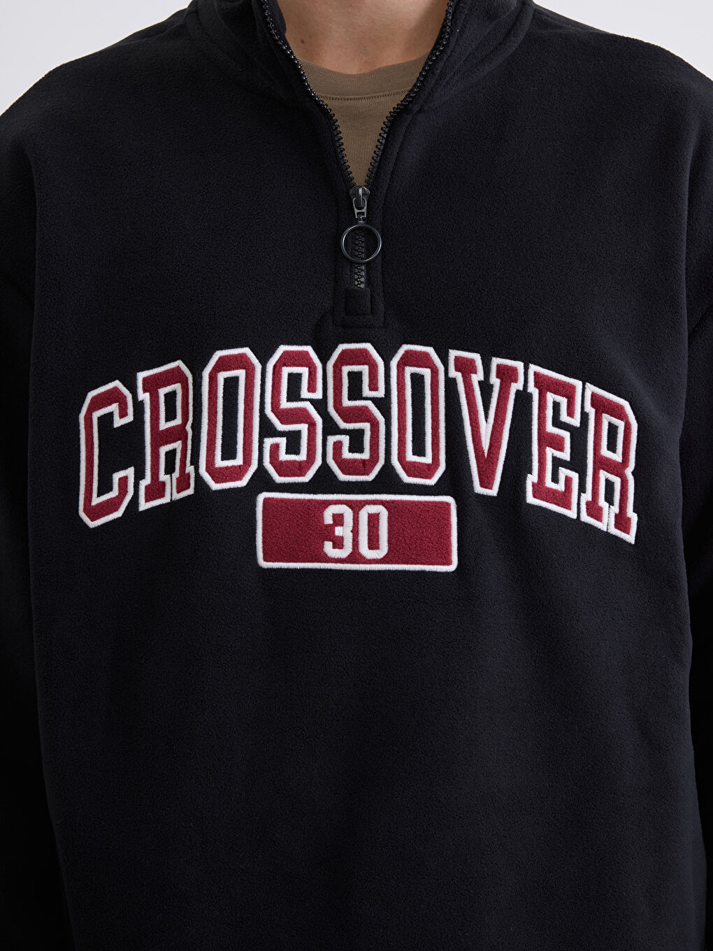 მამაკაცის მაღალი საყელოიანი, ნაქარგი, მძიმე სვიტერი.-2