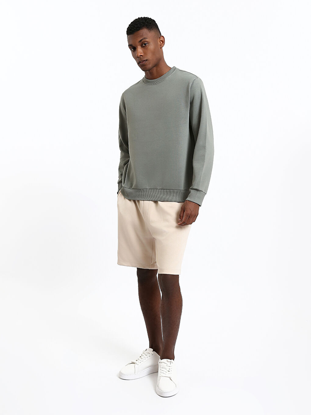 سويت شيرت رجالي سميك بأكمام طويلة ورقبة دائرية-2