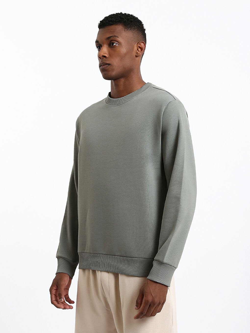 سويت شيرت رجالي سميك بأكمام طويلة ورقبة دائرية-6