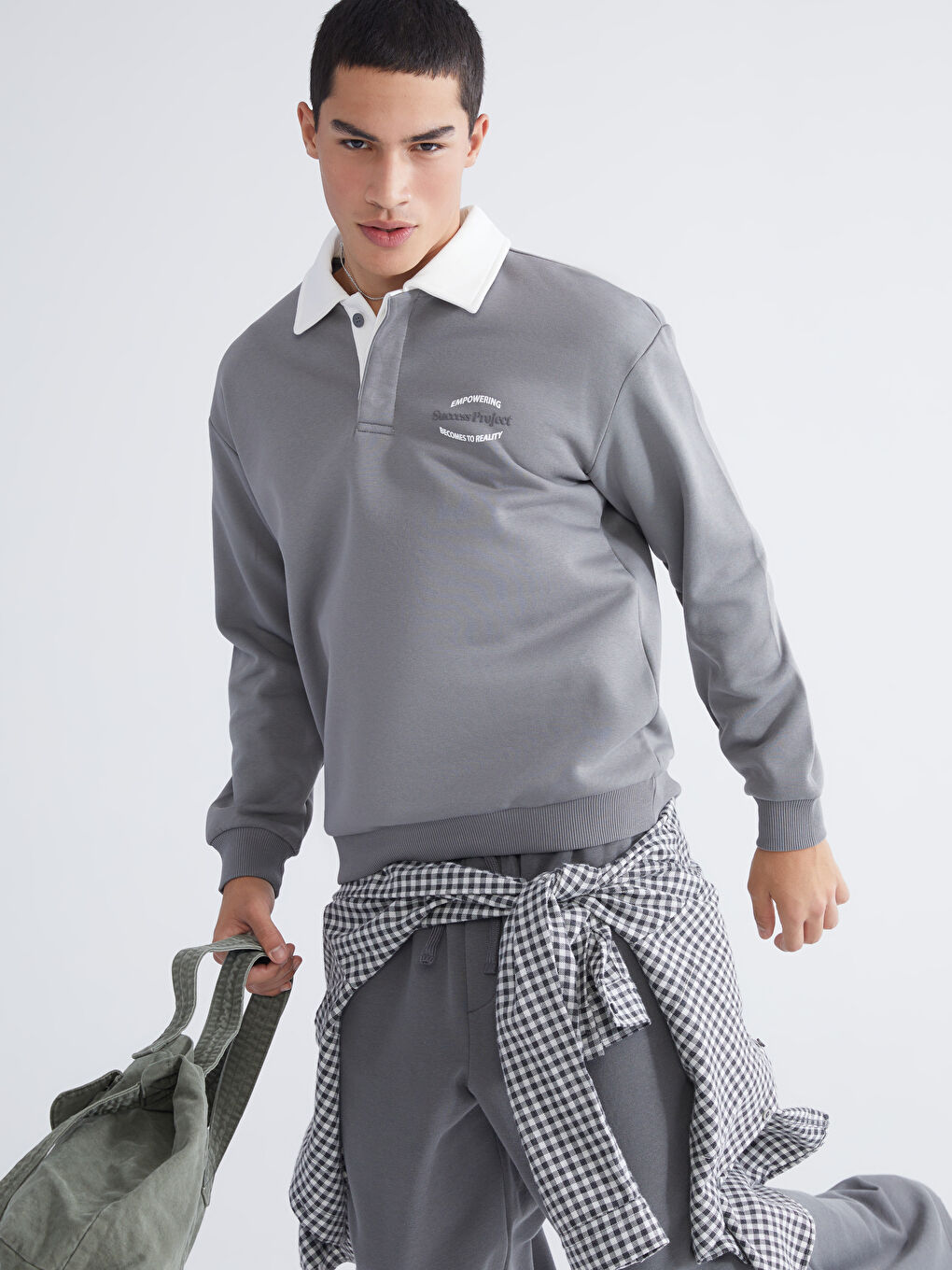 Gri Polo Yaka Baskılı Erkek Sweatshirt