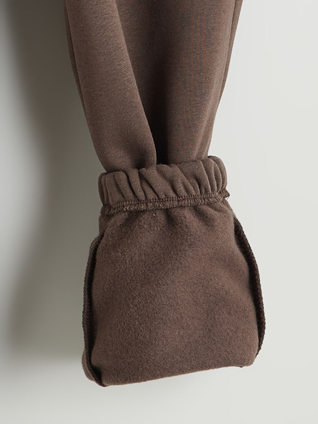 Дөңгелек жағалы ұлдарға арналған спортивтық костюм жинағы-7