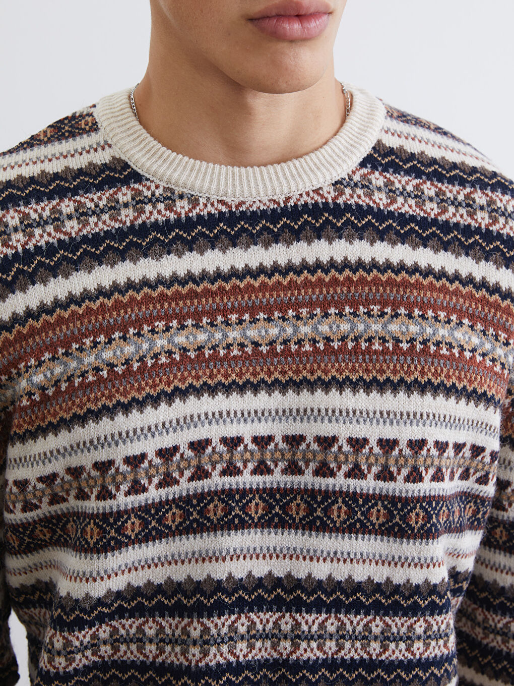 მამაკაცის ტრიკო სვიტერი მრგვალი ყელით პრინტით-2