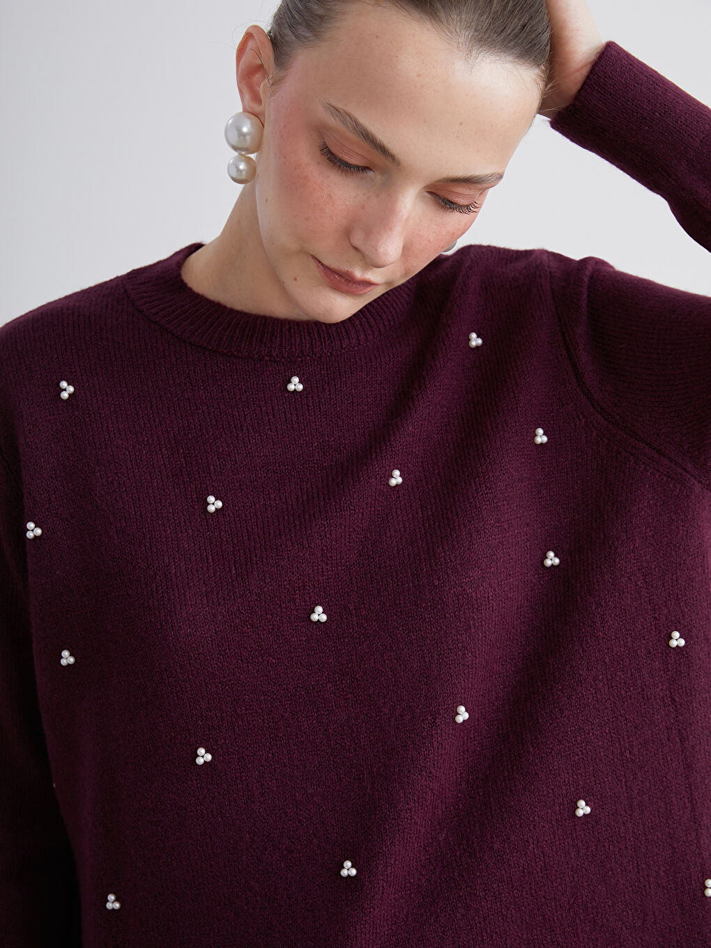 LCWAIKIKI Classic Crew Neck Beaded Embellished Women's Knitwear Sweater -W5DC35Z8-CVT