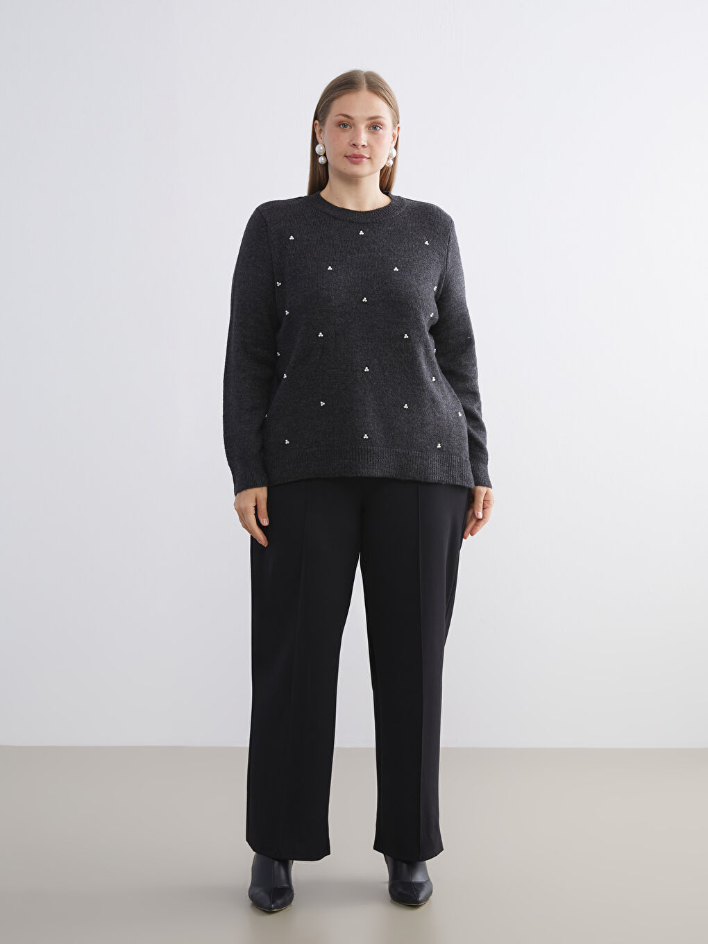 Crew Neck Beaded Embellished Women's Knitwear Sweater-2