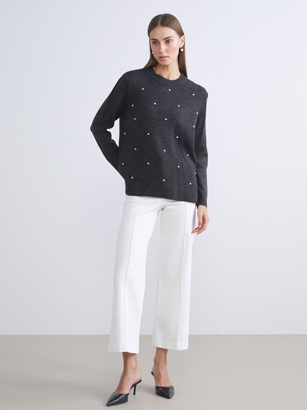 Crew Neck Beaded Embellished Women's Knitwear Sweater-3