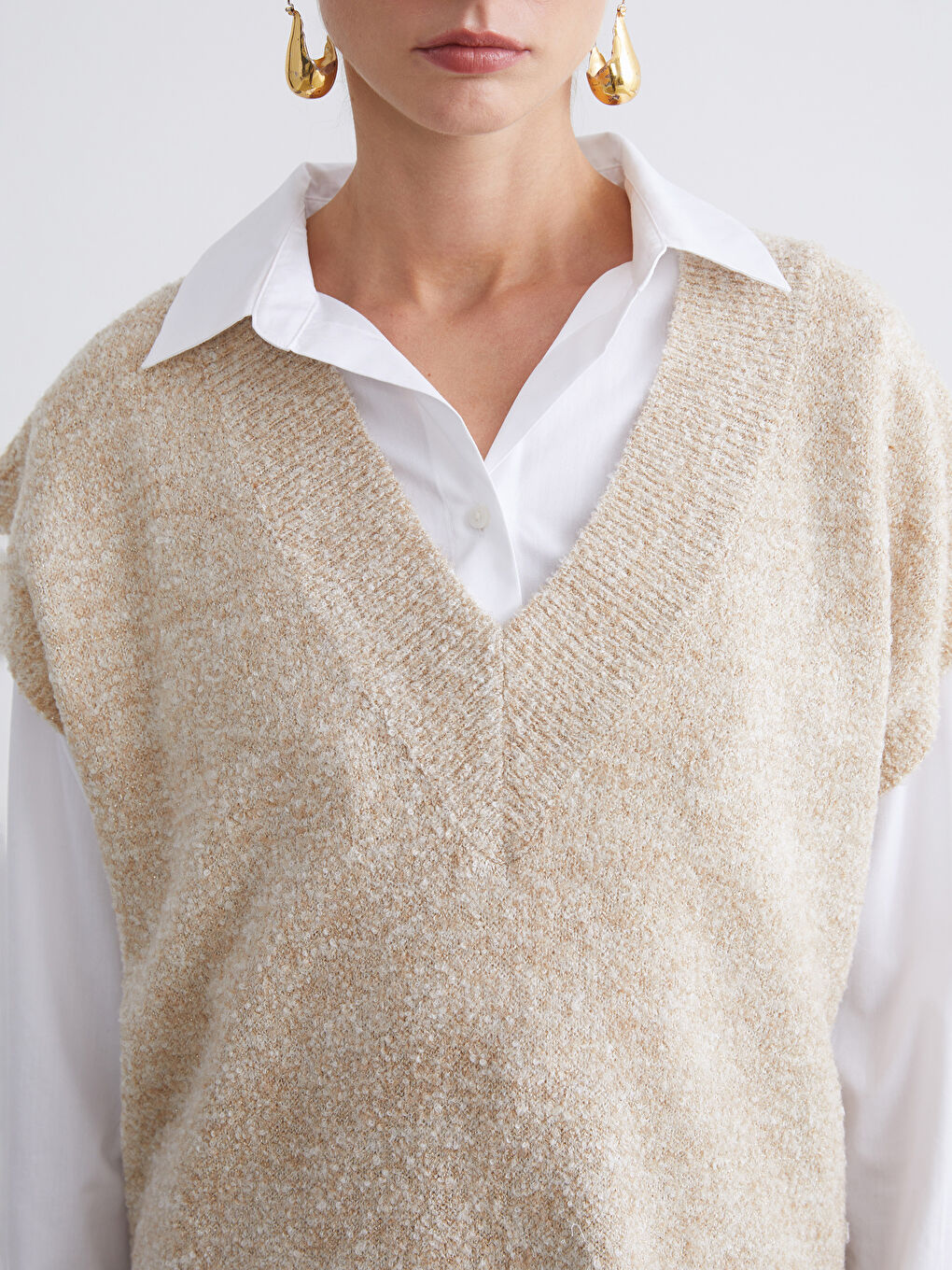 Bej V Yaka Kadın Triko Süveter-2