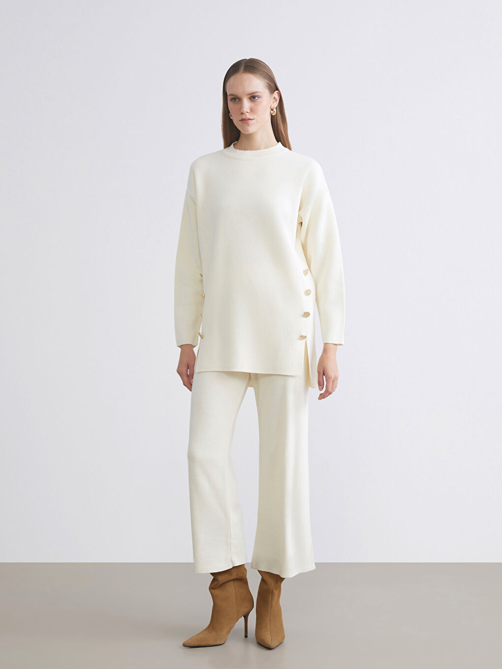 Crew Neck Oversize Women's Knitwear Sweater-1