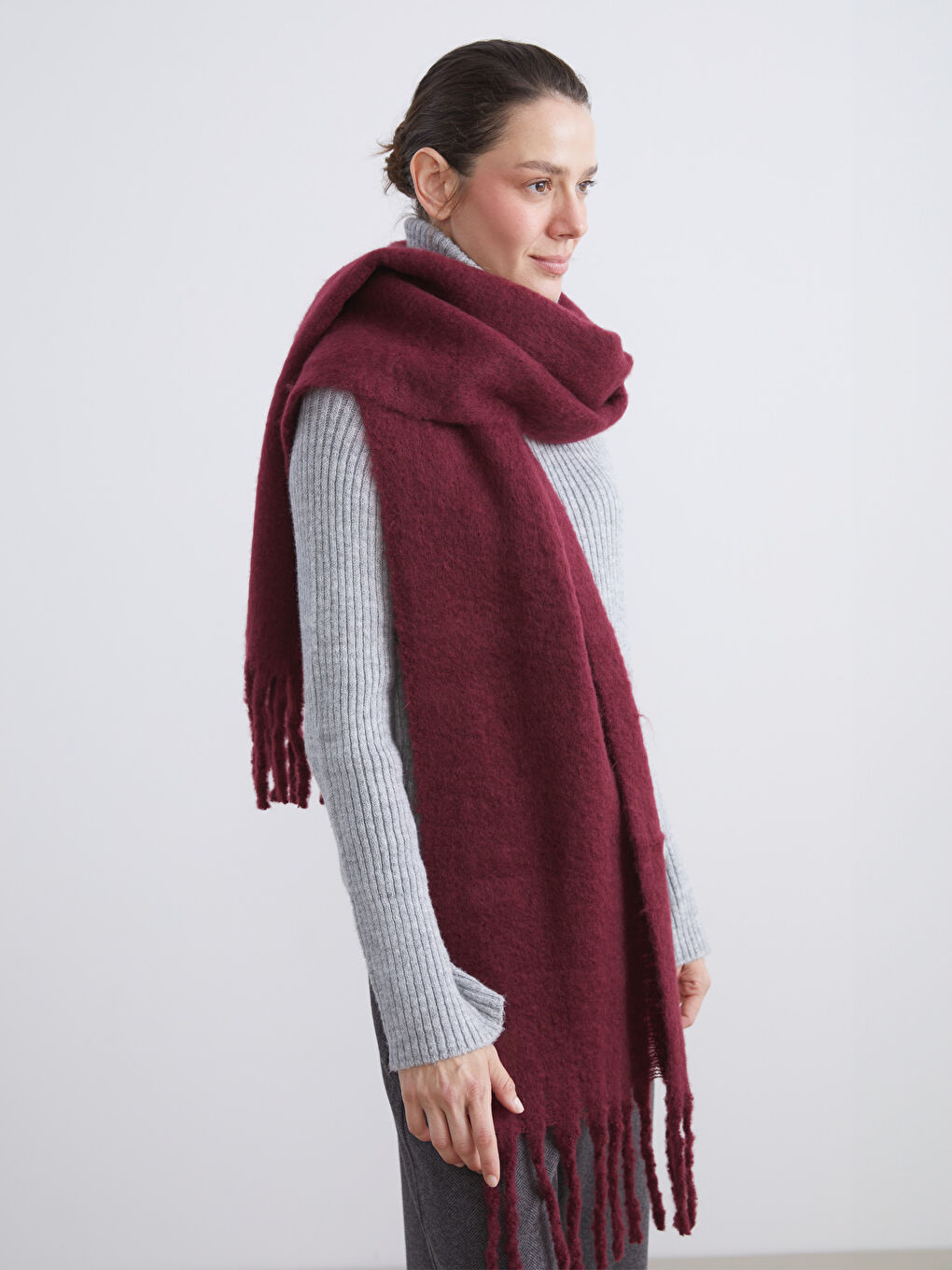 Шарф с бахромой для мужчин