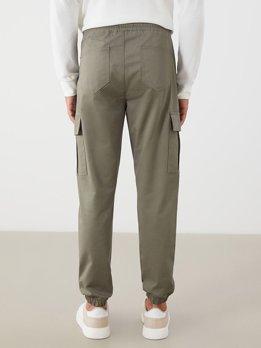 Slim Fit Men's Cargo Trousers-3