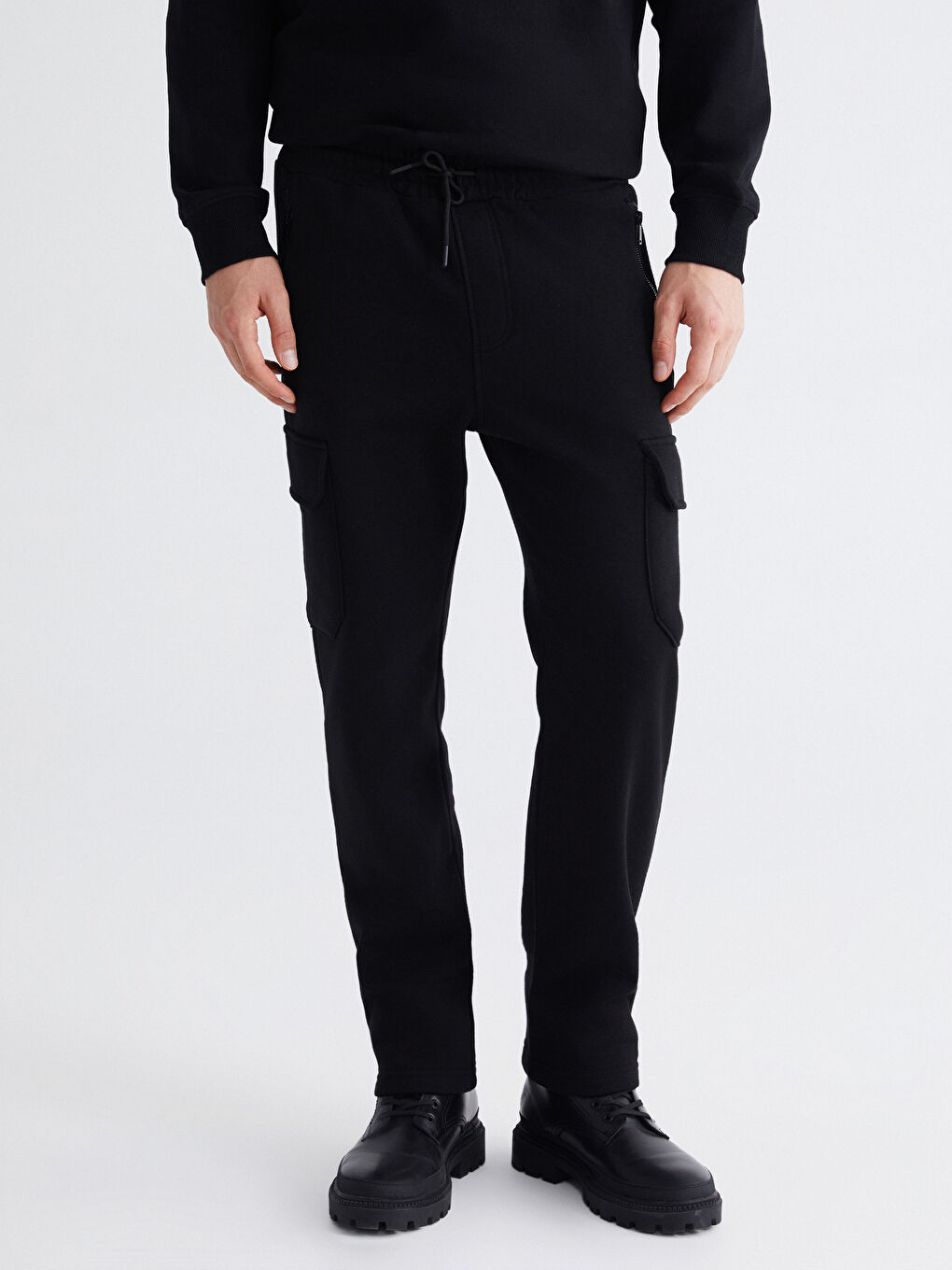 Standard Fit Men's Sweatpants-1