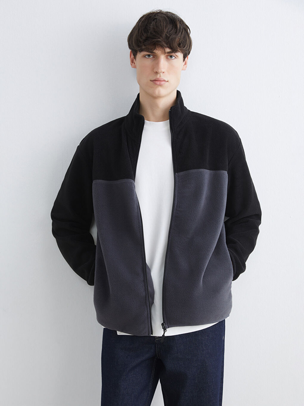 Siyah Dik Yaka Polar Erkek Fermuarlı Sweatshirt