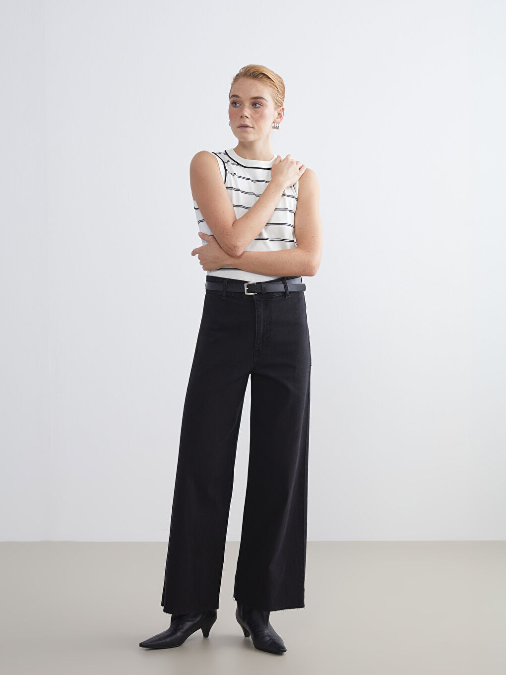 Siyah Wideleg Kadın Jean Pantolon