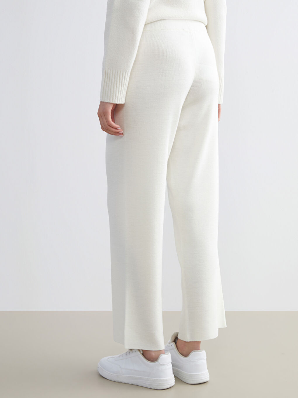 بنطلون تريكو نسائي بخصر مطاطي-5