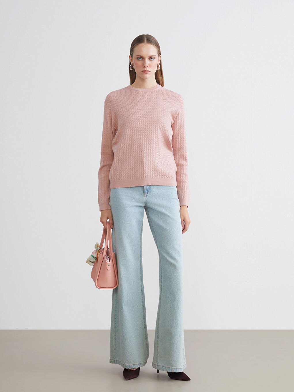 سترة تريكو بياقة دائرية للسيدات-1