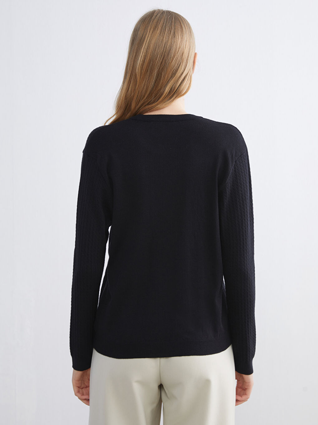 سترة تريكو بياقة دائرية للسيدات-6