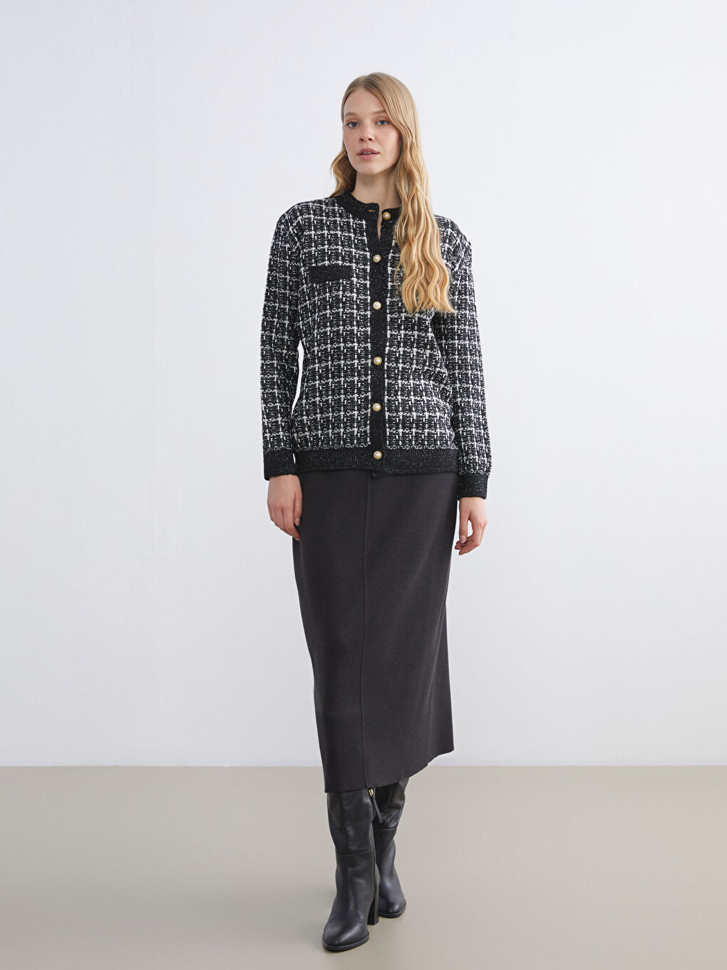 Crew Neck Plaid Women's Knitwear Cardigan-1