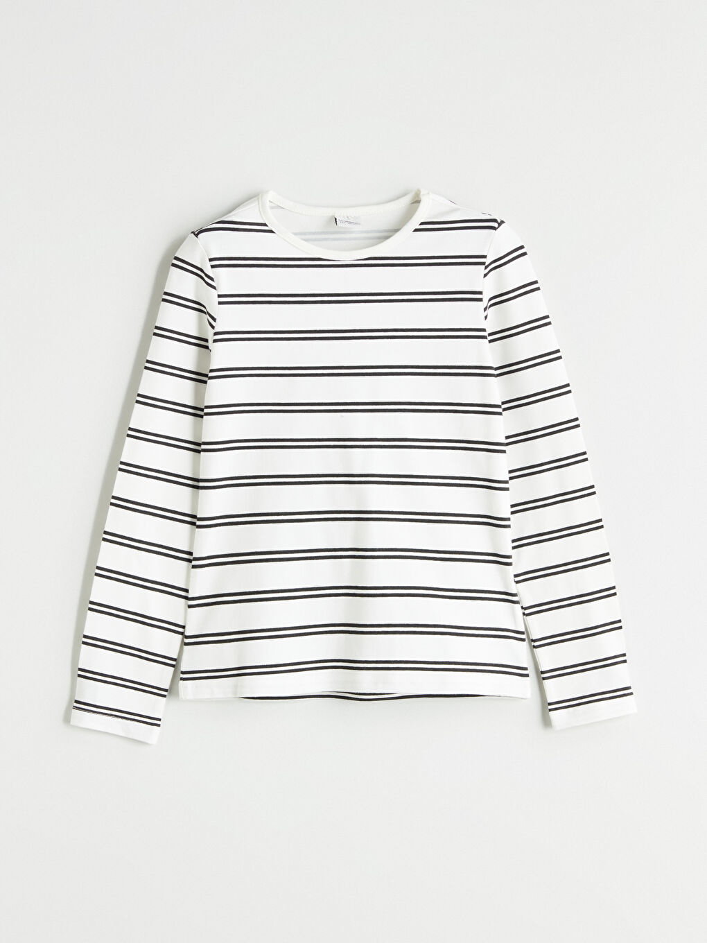 Siyah Bisiklet Yaka Çizgili Kız Çocuk Tişört