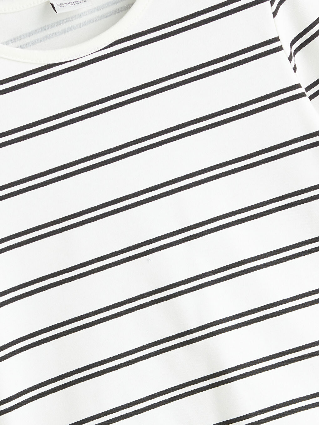 Siyah Bisiklet Yaka Çizgili Kız Çocuk Tişört-1