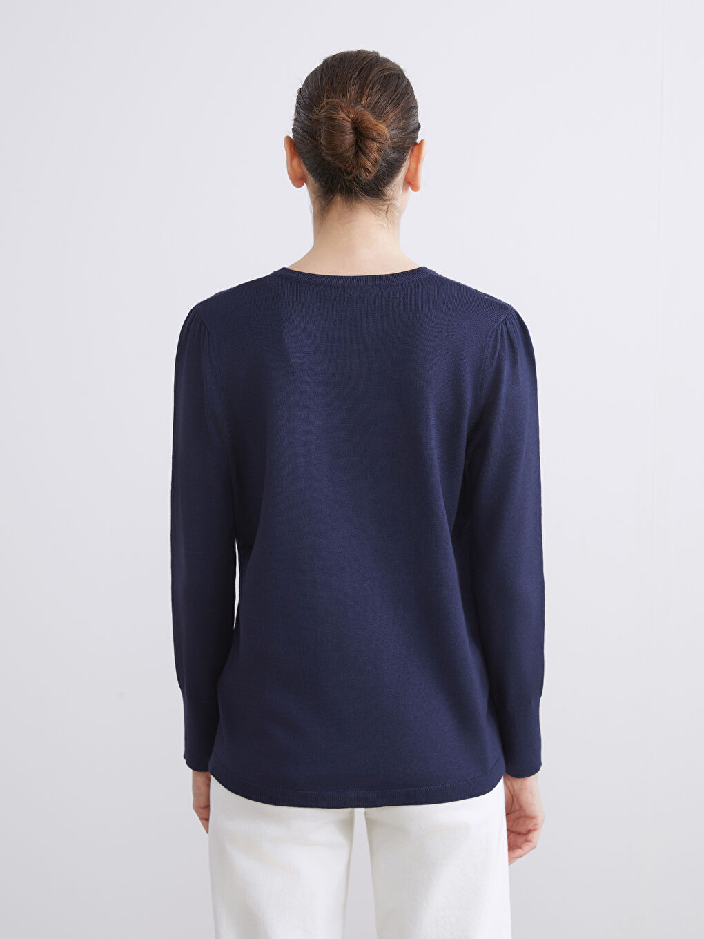 Crew Neck Rhinestone Embellished Women's Knit Sweater-3