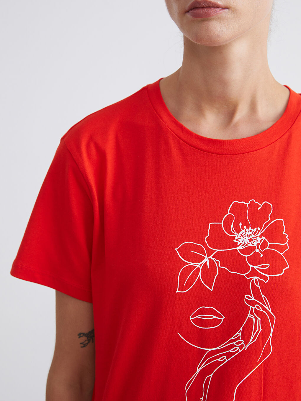 Crew Neck Printed Women's T-Shirt-2