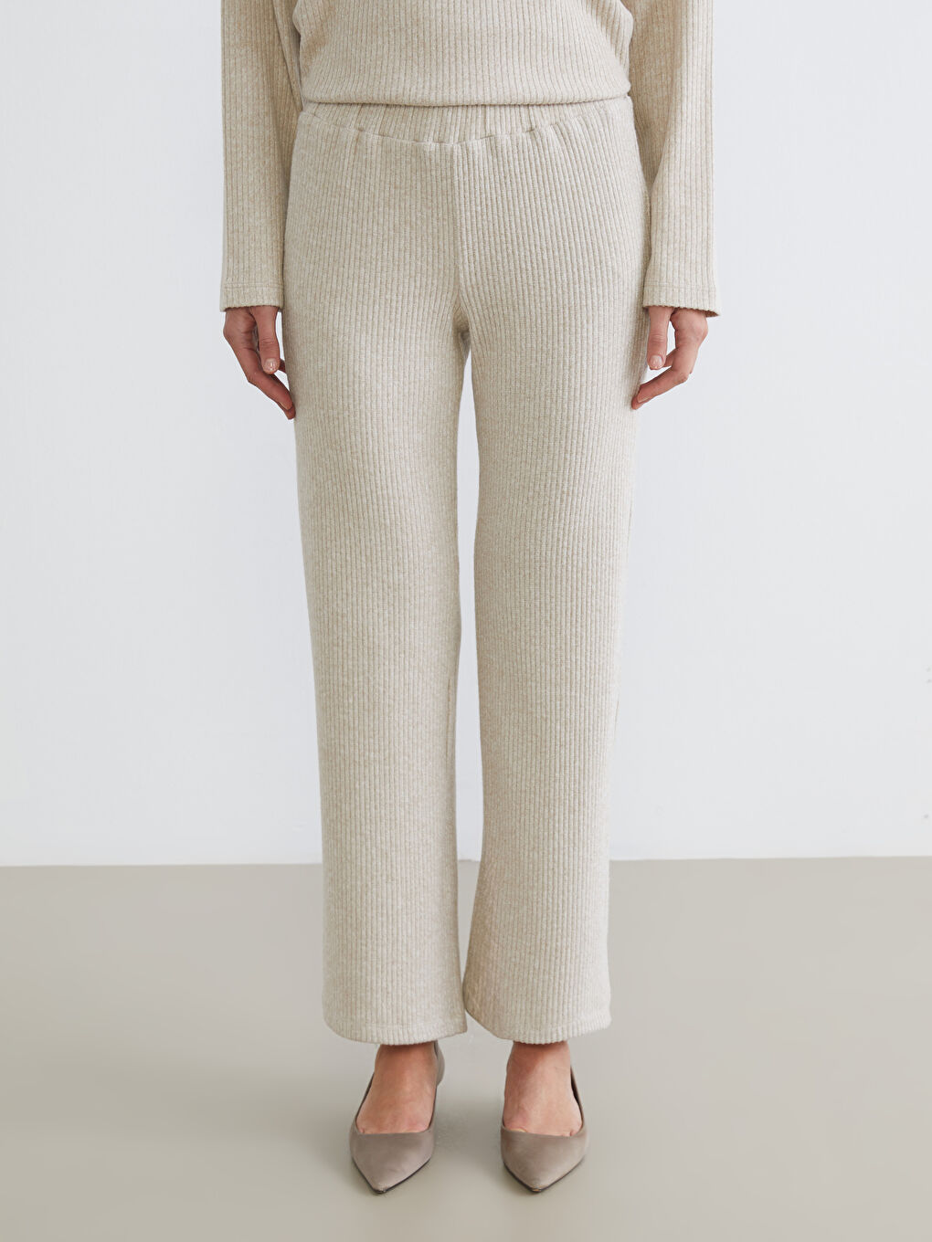 بنطلون رياضي للسيدات بخصر مرن-2