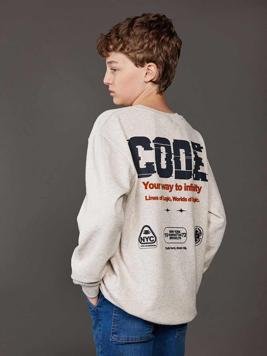 Bej Baskılı Erkek Çocuk Kalın Sweatshirt-1