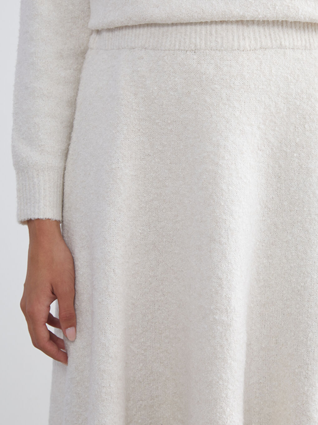 Elastic Waist Knitwear Skirt-2